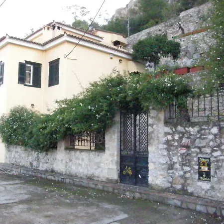 Magic Yard House At Apartment Nafplio
